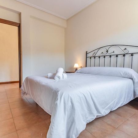 Apartamentos Privados Con Jardin Y Barbacoa Compartida En Laredo Ngoại thất bức ảnh