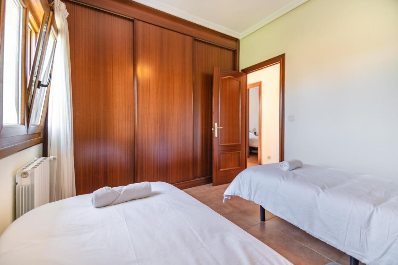 Apartamentos Privados Con Jardin Y Barbacoa Compartida En Laredo Ngoại thất bức ảnh