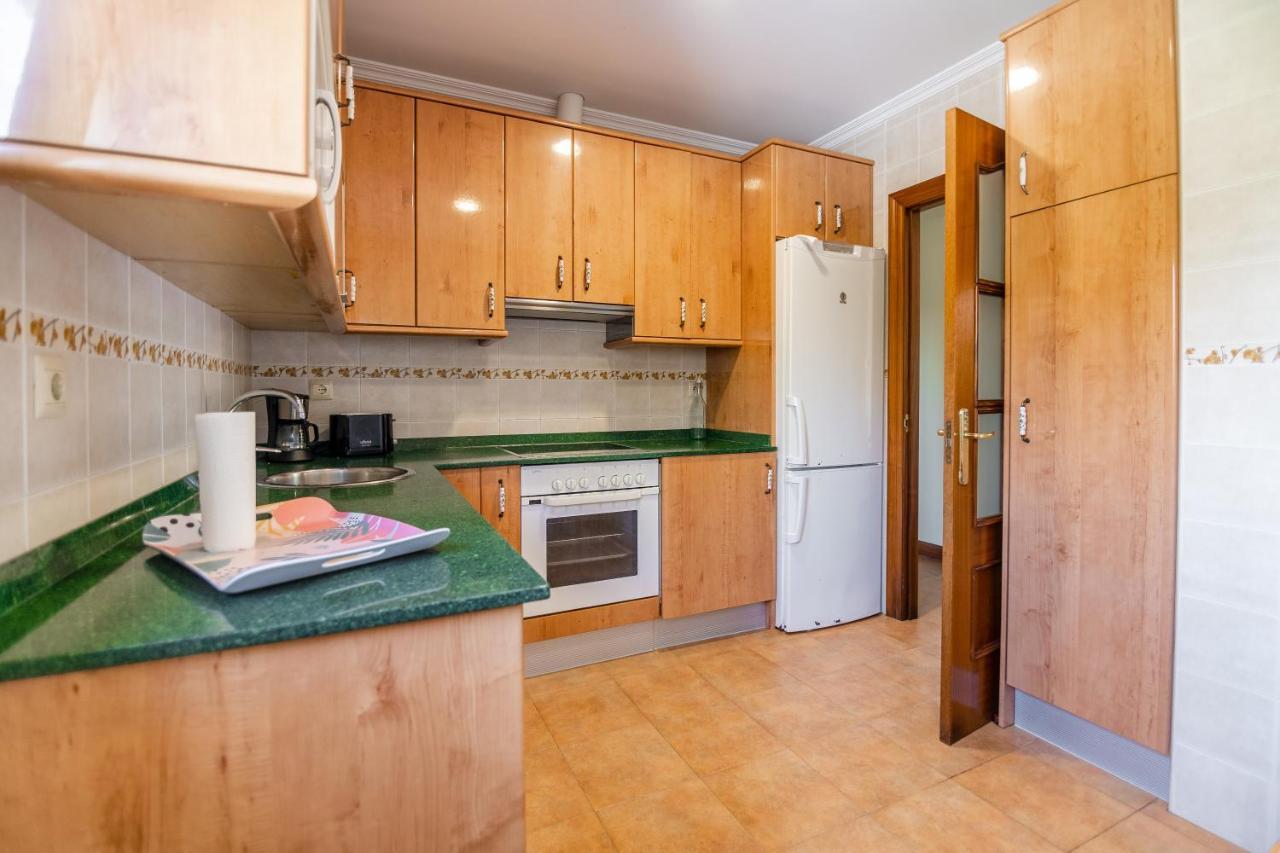 Apartamentos Privados Con Jardin Y Barbacoa Compartida En Laredo Ngoại thất bức ảnh