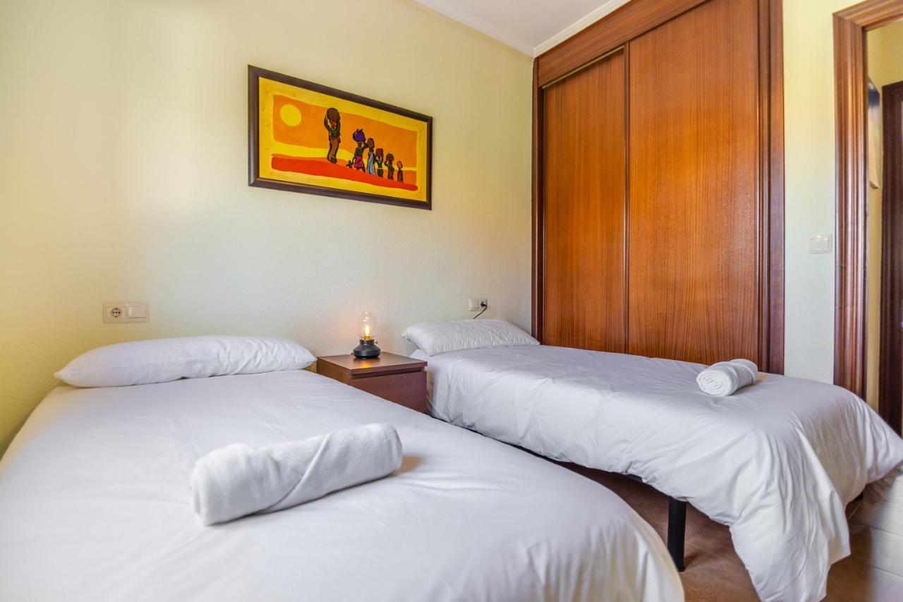 Apartamentos Privados Con Jardin Y Barbacoa Compartida En Laredo Ngoại thất bức ảnh