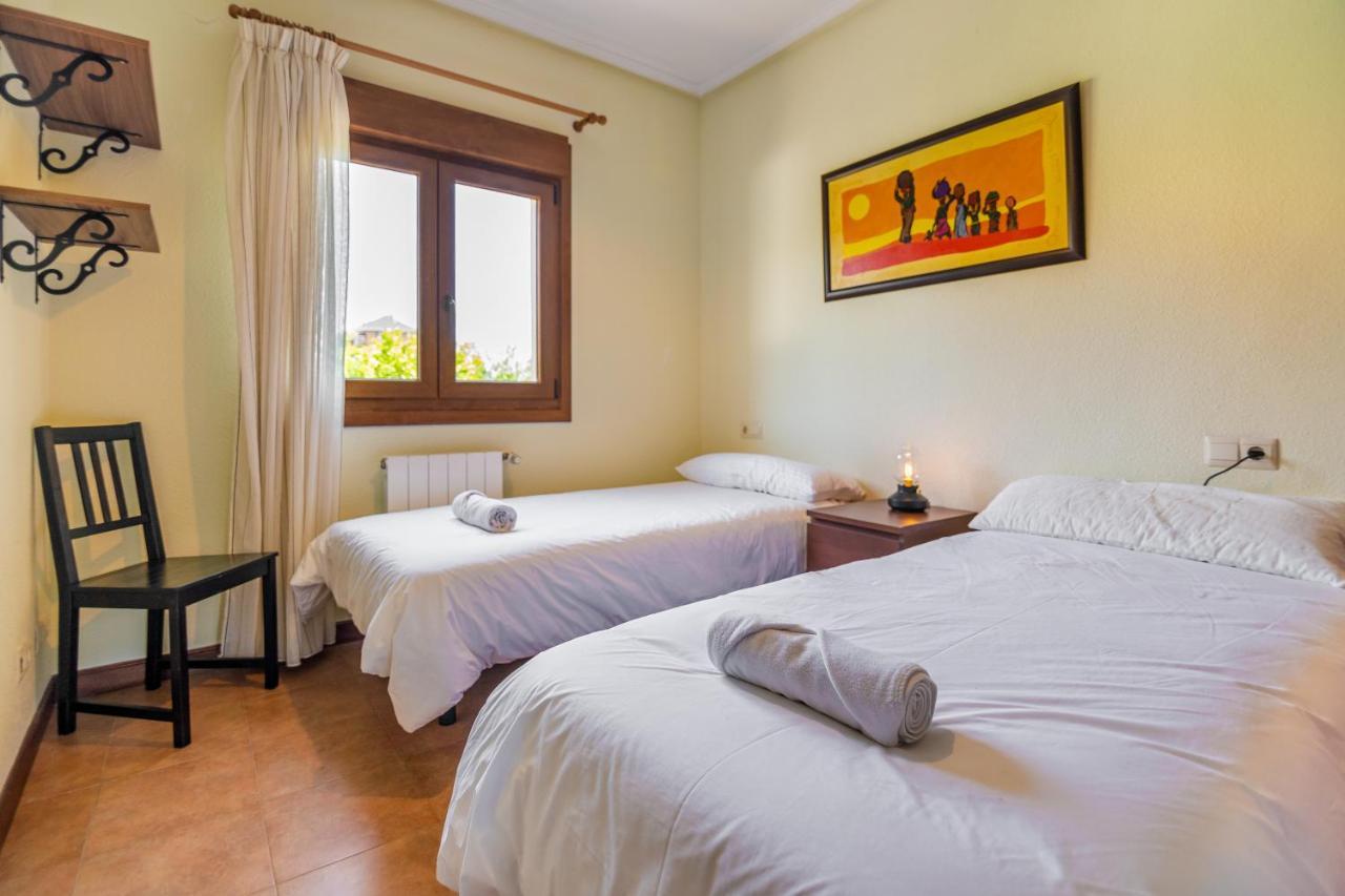 Apartamentos Privados Con Jardin Y Barbacoa Compartida En Laredo Ngoại thất bức ảnh