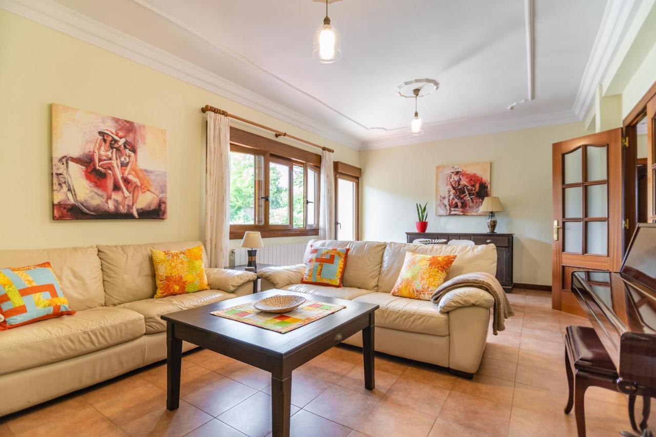 Apartamentos Privados Con Jardin Y Barbacoa Compartida En Laredo Ngoại thất bức ảnh